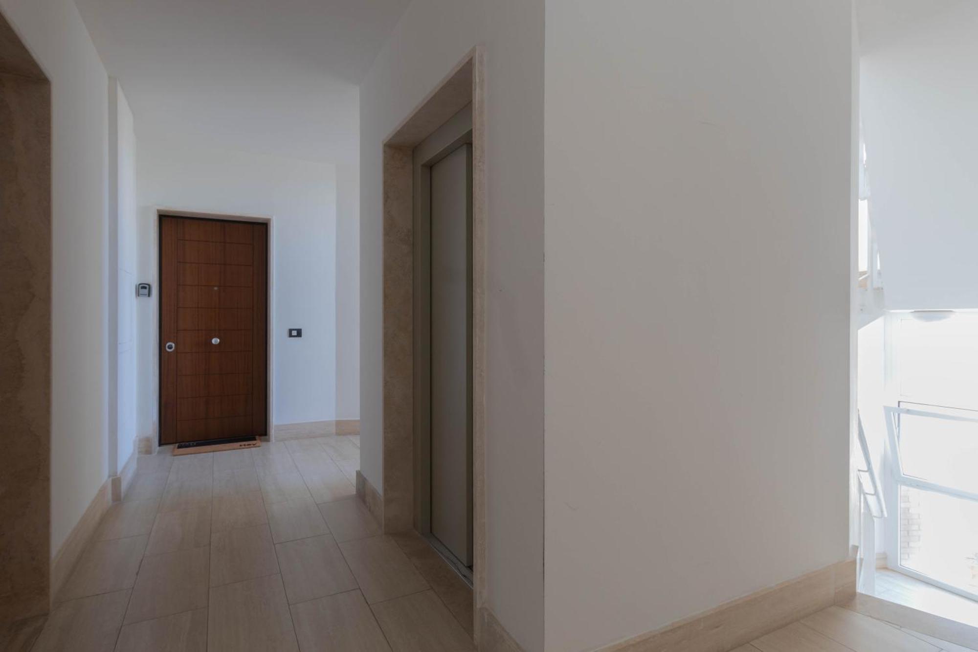 Sandro - Light & Style Appartement